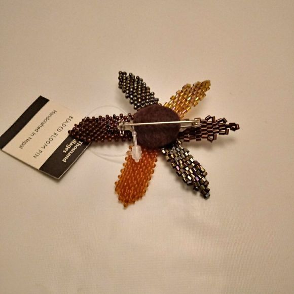 Vintage Handcrafted Flower Bloom Pin - Picture 3 of 3